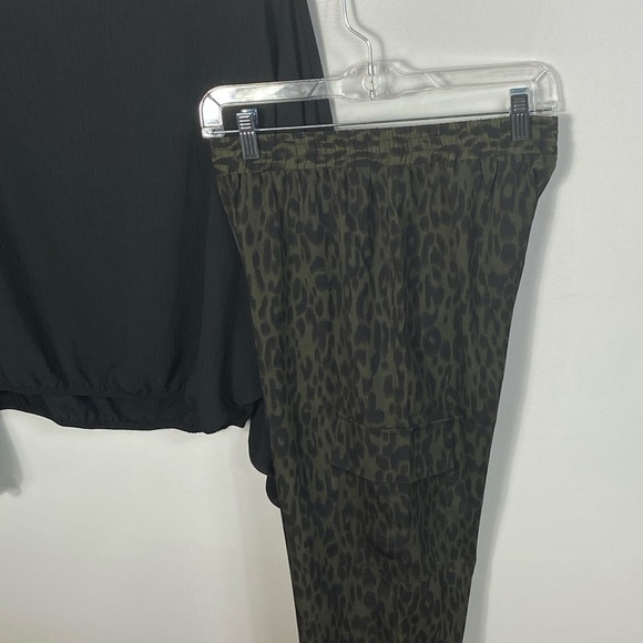 Thml animal print joggers/ankle pants - Picture 4 of 5